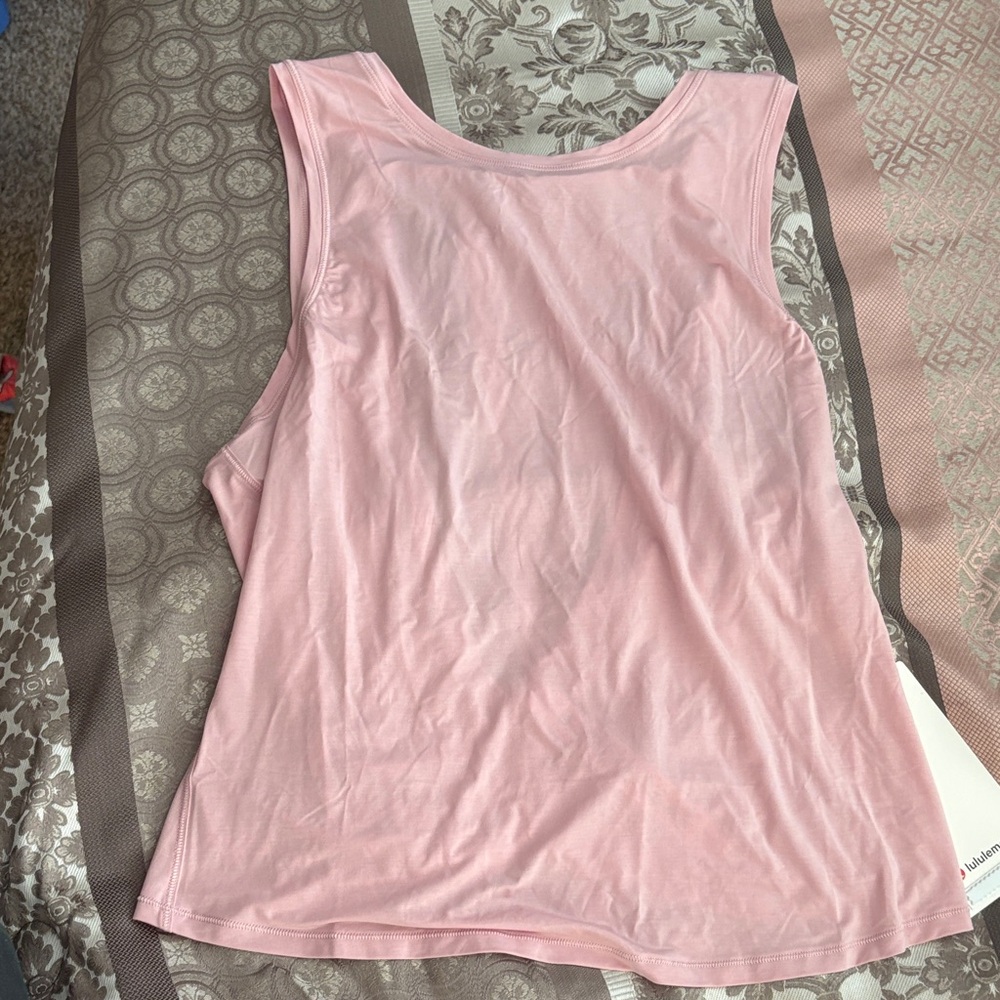 Lululemon Pink Haze Stretch Tank- Size 8 - Open Back - Picture 6 of 7